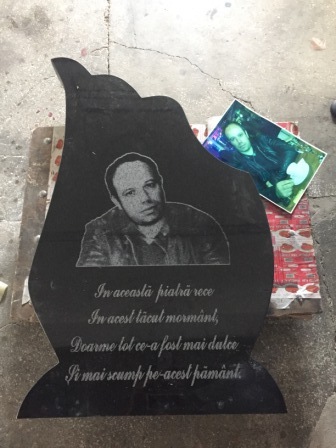 cruci granit negru bacau