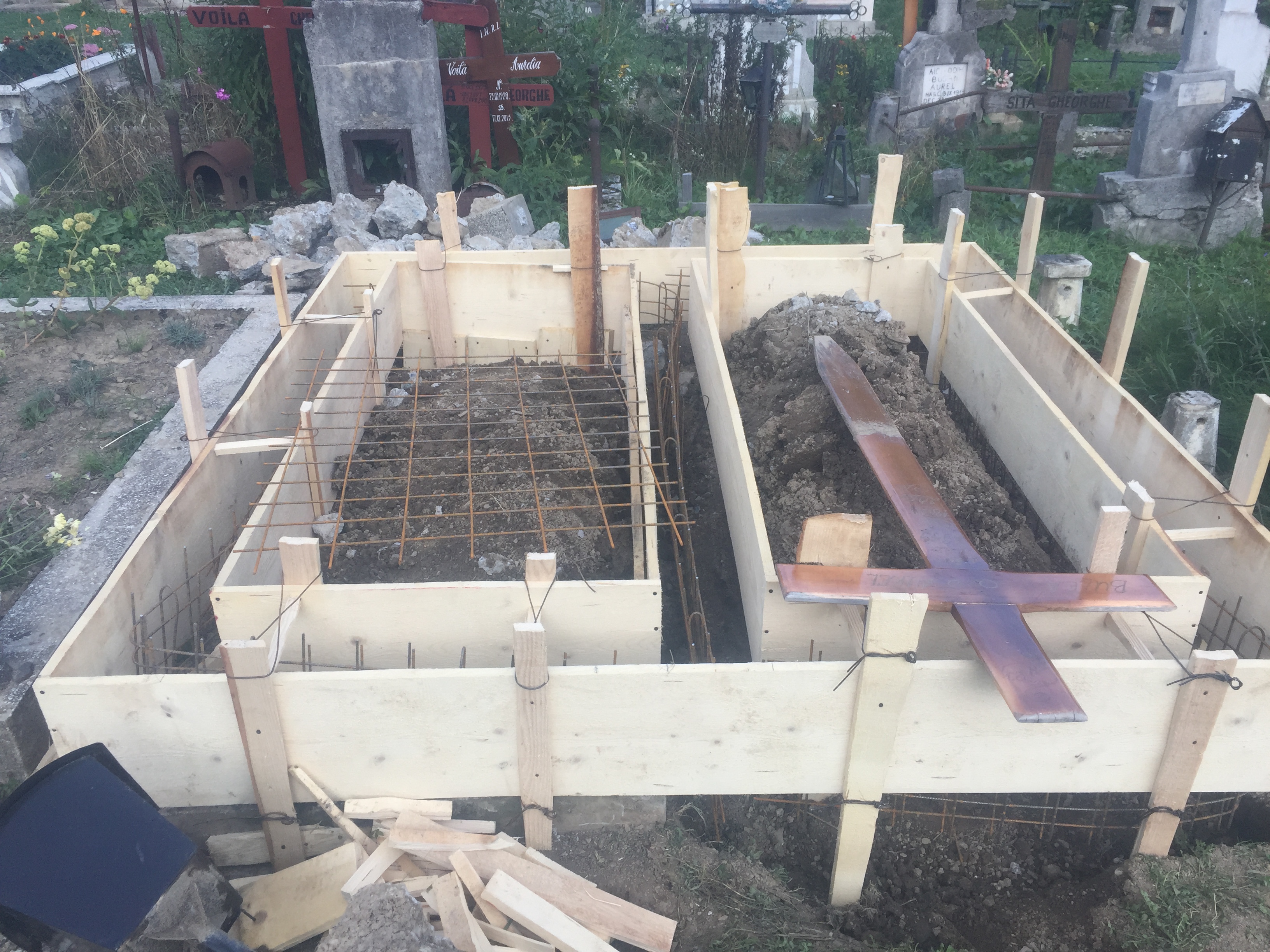 imprejmuire loc de veci